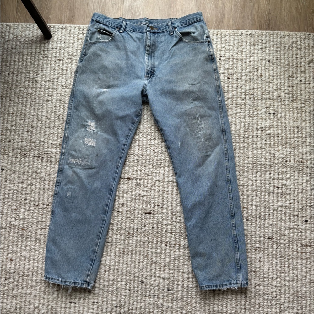 Vintage | Wrangler Distressed Straight-Leg Jeans
